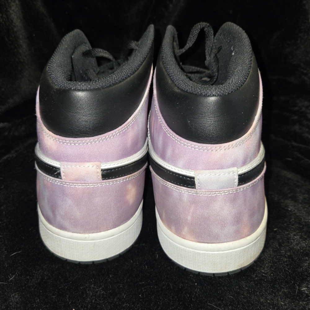 Nike Air Jordan Black and White High Tops - Picture 4 of 7